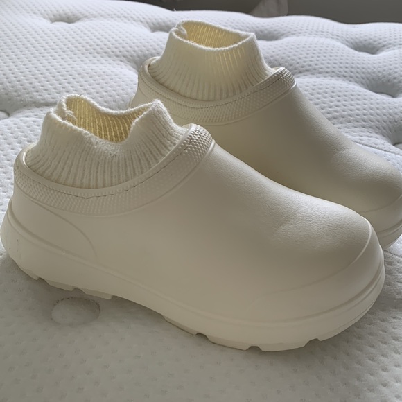 Nuvivas Sock Clogs ™️ - Picture 2 of 8